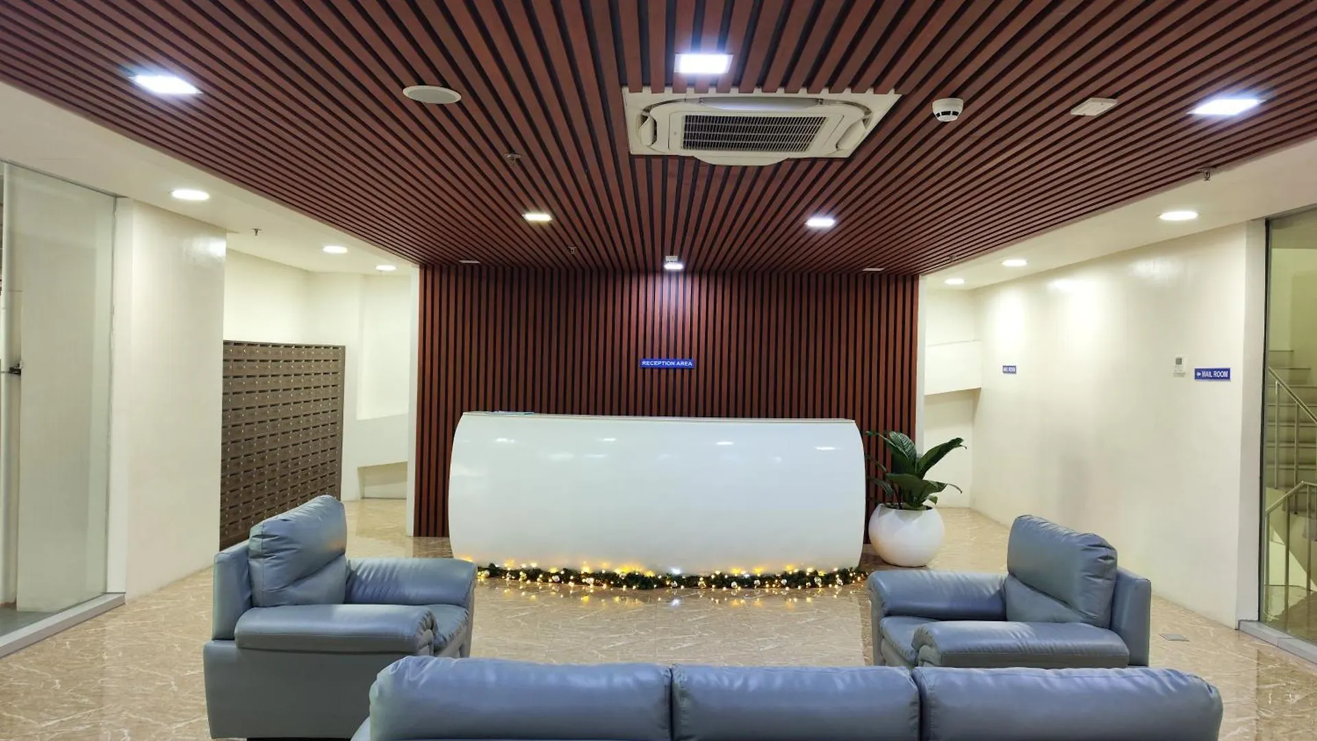 Aparthotel White Nordic Fully-Furnished Studio At Inspiria Davao